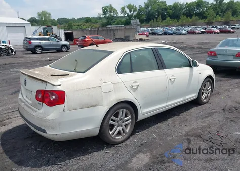 2007 Volkswagen Jetta Wolfsburg из США, поврежденный, VIN 3VWEF71K07M131964